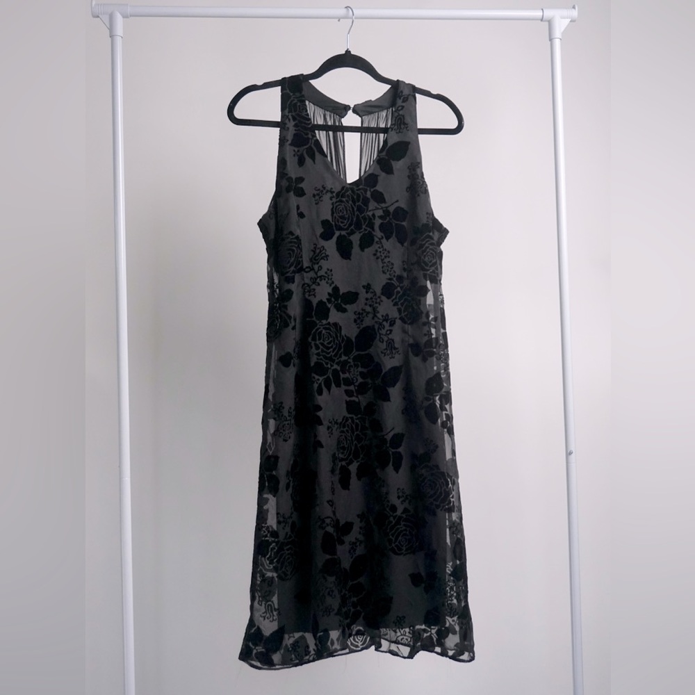 LORI M (collection) Black on Black Velvet Floral Halter Cocktail Dress